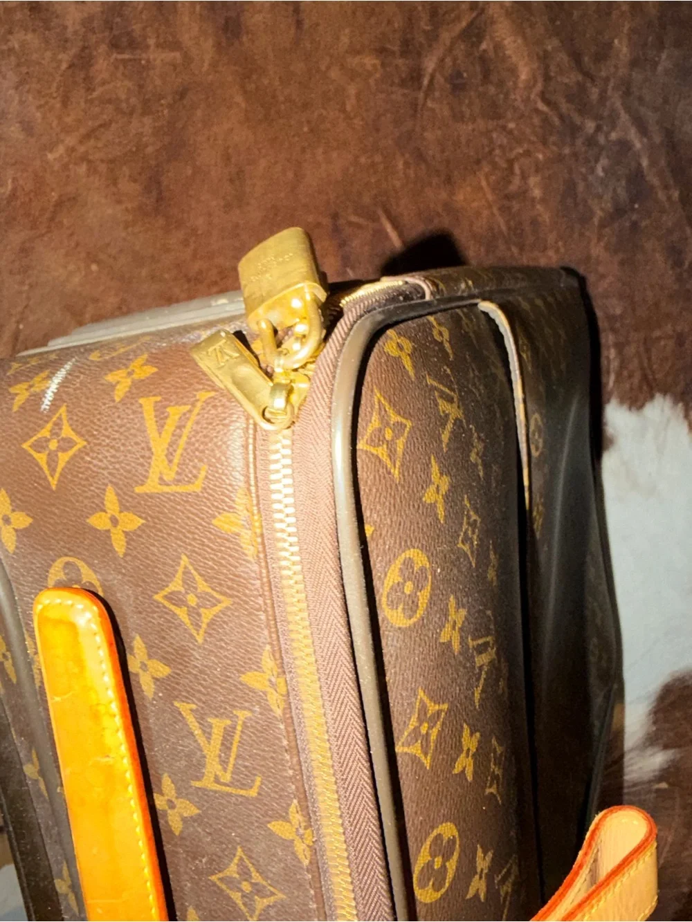 AUTHENTIC DISCONTINUED Louis Vuitton Brown Monogram Carry-On Pegase 55